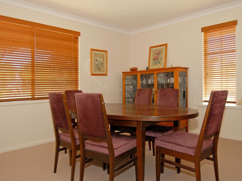 4 Albert Court, Wanneroo WA 6065