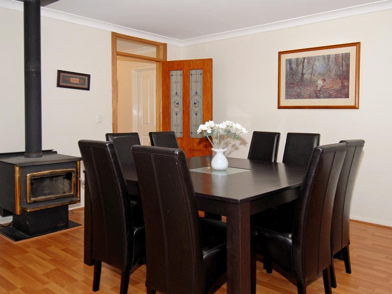 4 Albert Court, Wanneroo WA 6065