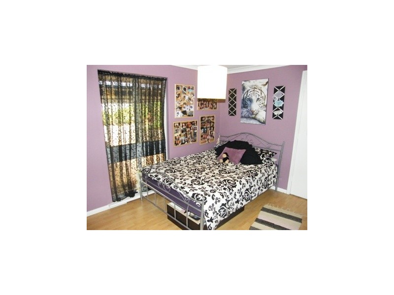 4 Wanill Place, Wanneroo WA 6065