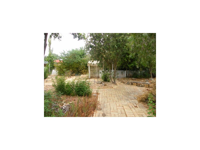 4 Wanill Place, Wanneroo WA 6065