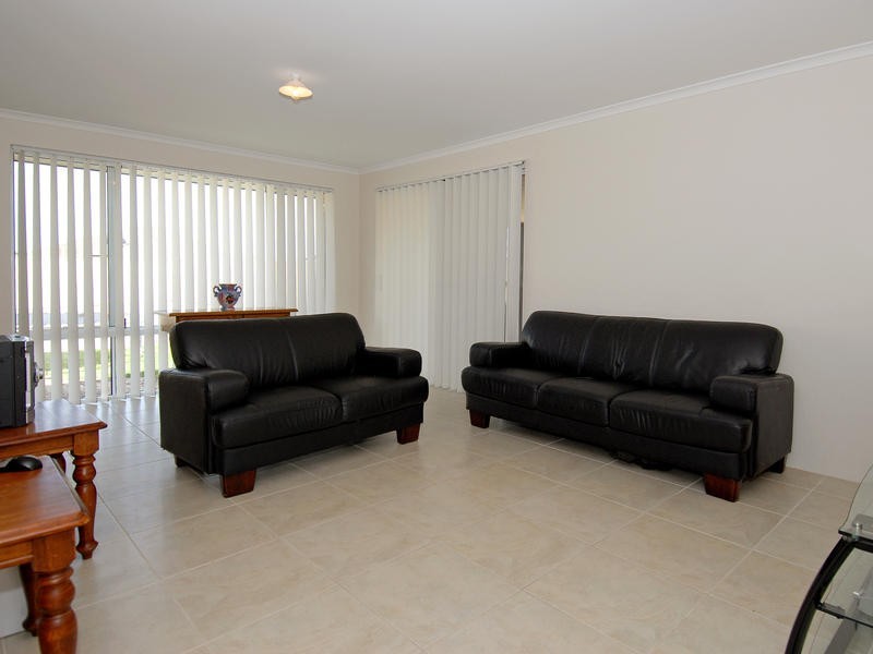 38 Tussock Elbow, Banksia Grove WA 6031