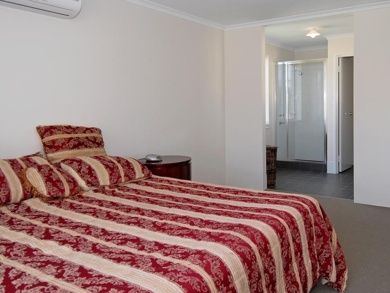 38 Tussock Elbow, Banksia Grove WA 6031