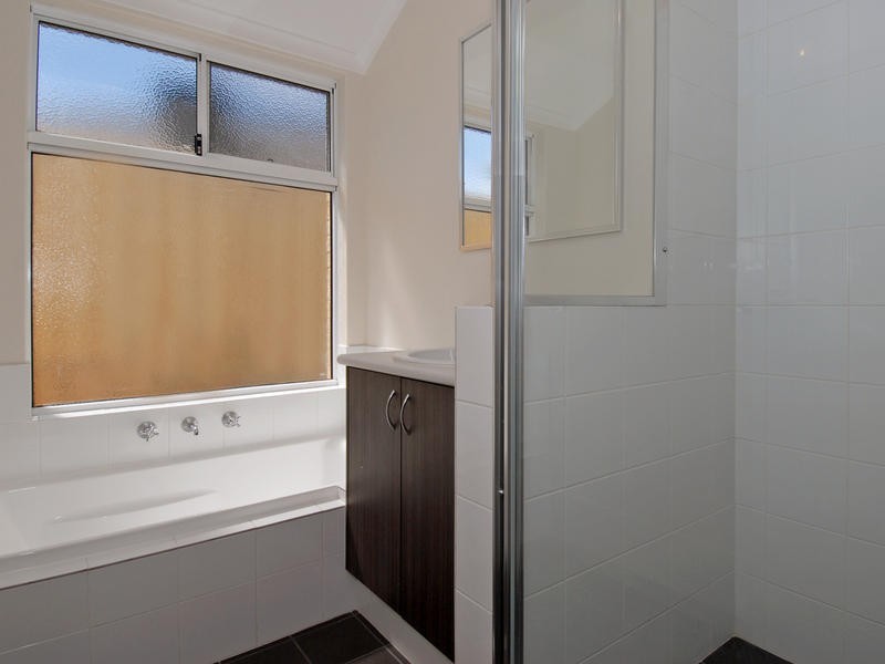 38 Tussock Elbow, Banksia Grove WA 6031