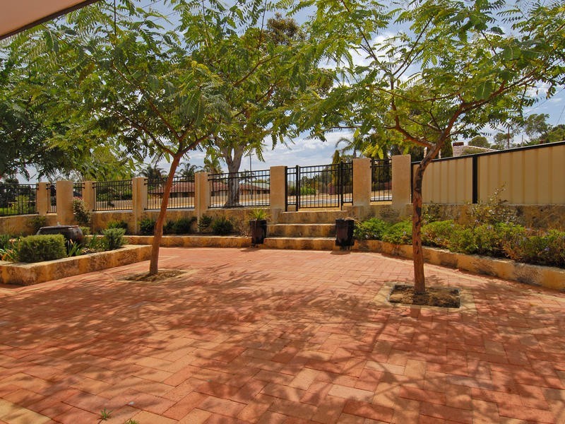 71A Manbari Crescent, Wanneroo WA 6065