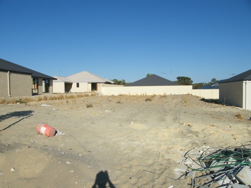 16 Lynella Circuit, Banksia Grove WA 6031