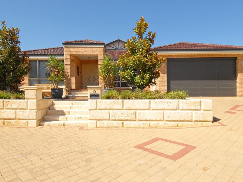 10 Justicia Close, Woodvale WA 6026