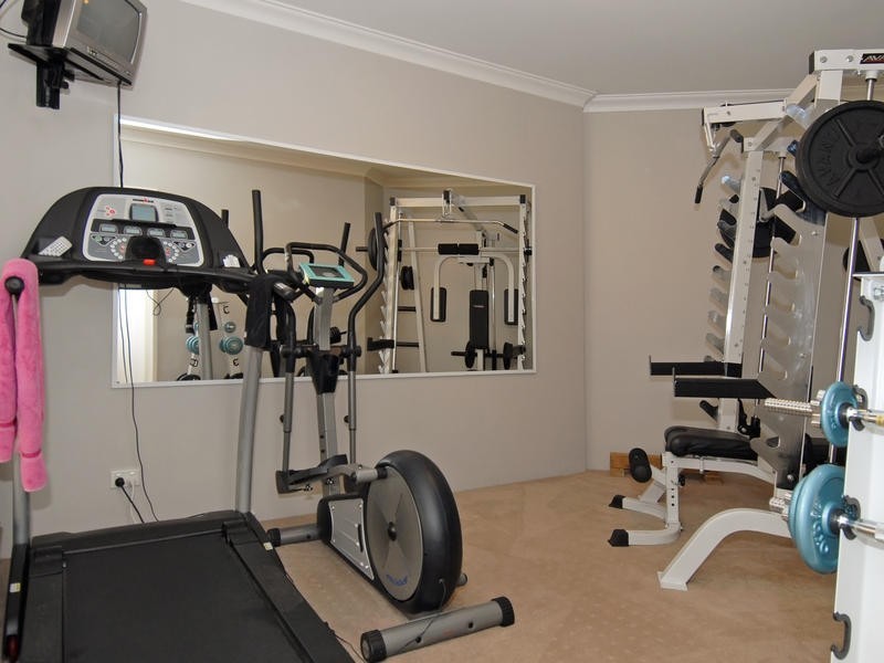 10 Justicia Close, Woodvale WA 6026