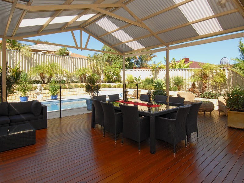 10 Justicia Close, Woodvale WA 6026