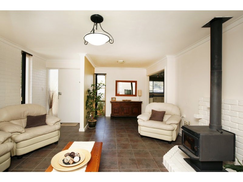 5 Wykes Court, Wanneroo WA 6065