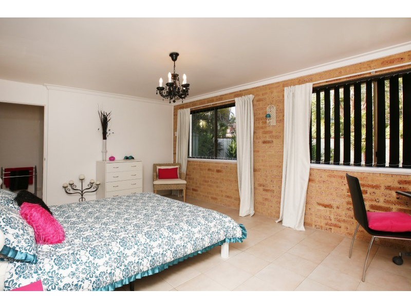 5 Wykes Court, Wanneroo WA 6065