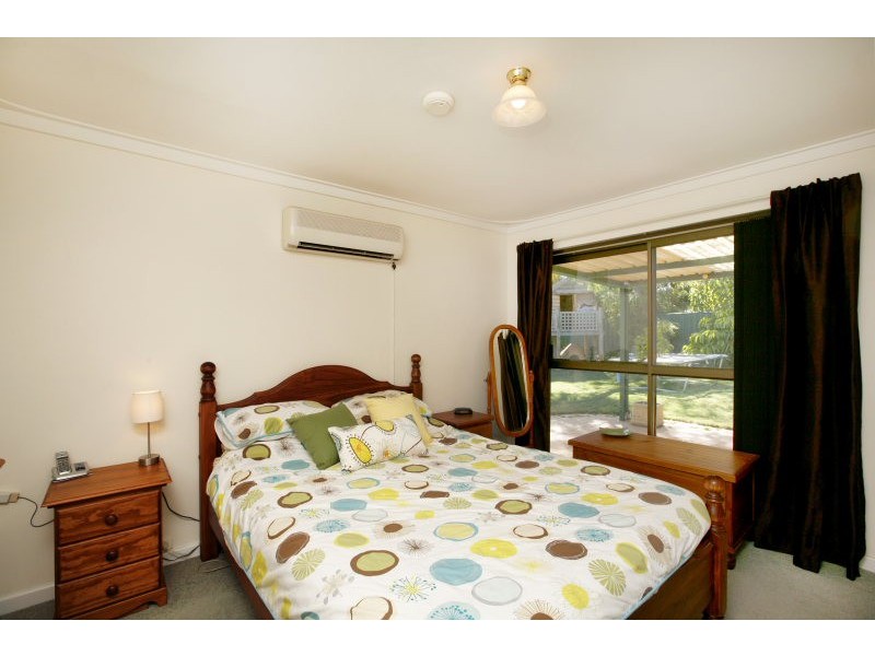 5 Wykes Court, Wanneroo WA 6065