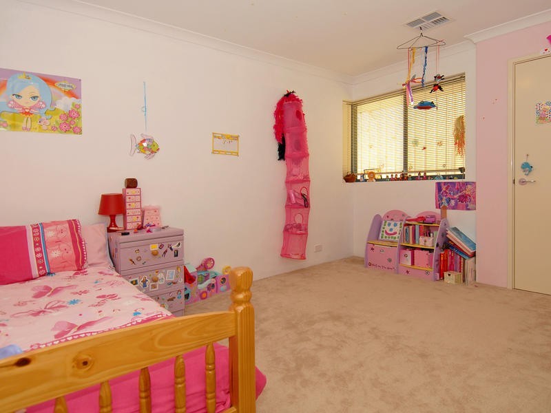 10 Geneva Heights, Hocking WA 6065