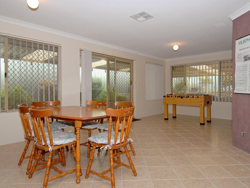 75 Viridian Drive, Banksia Grove WA 6031