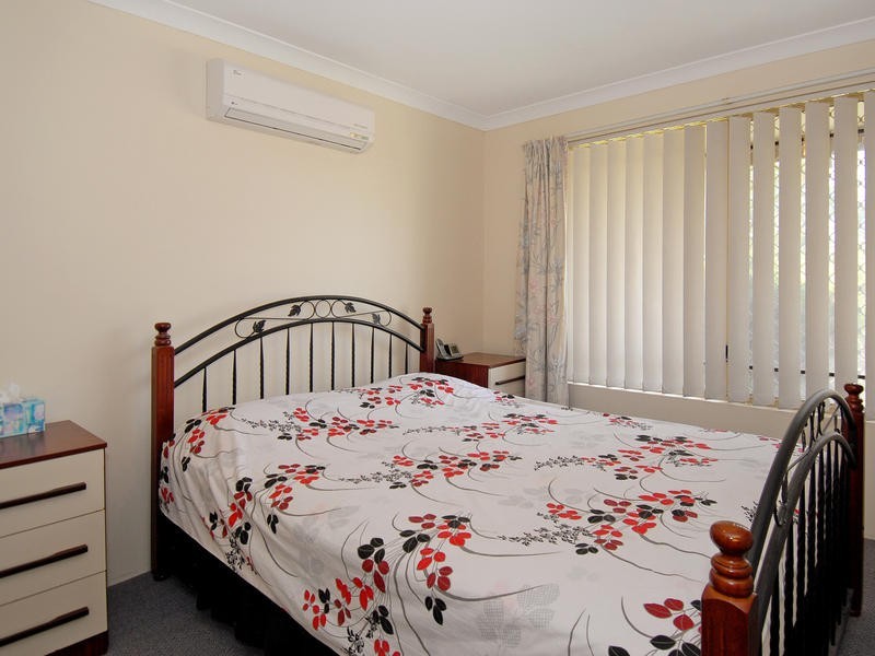 75 Viridian Drive, Banksia Grove WA 6031