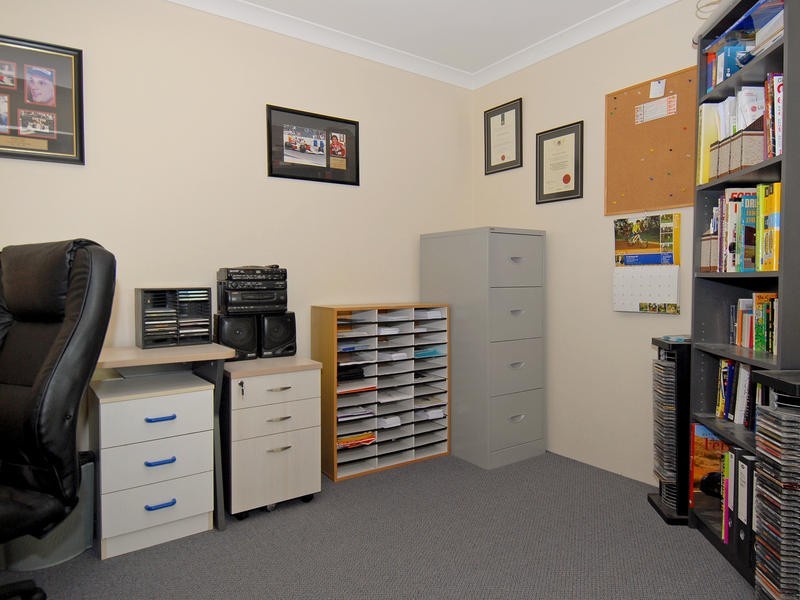 75 Viridian Drive, Banksia Grove WA 6031