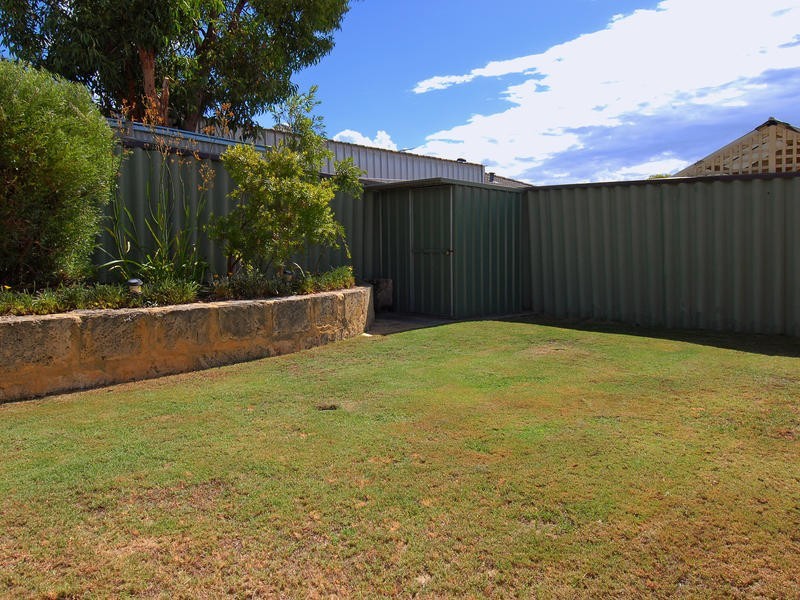 75 Viridian Drive, Banksia Grove WA 6031