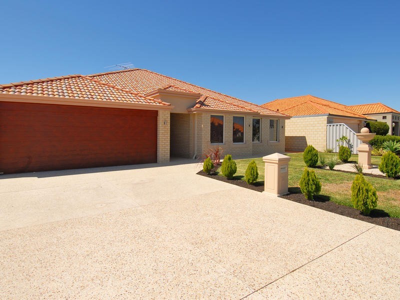 29 Fernhill Avenue, Carramar WA 6031