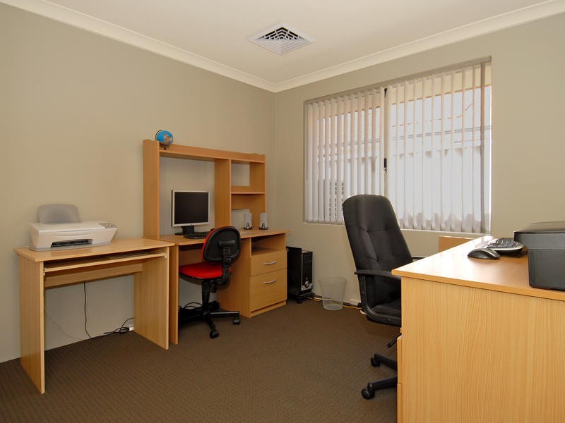 29 Fernhill Avenue, Carramar WA 6031