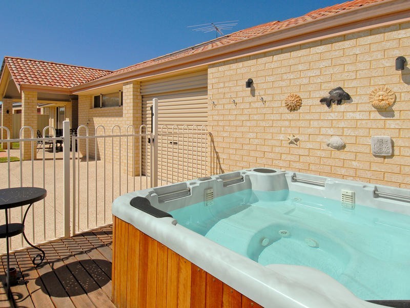 29 Fernhill Avenue, Carramar WA 6031