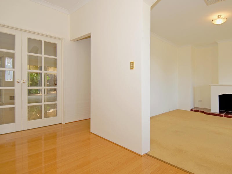 6 Turnwood Vista, Wanneroo WA 6065