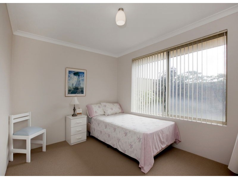 5 Van Gogh Road, Tapping WA 6065