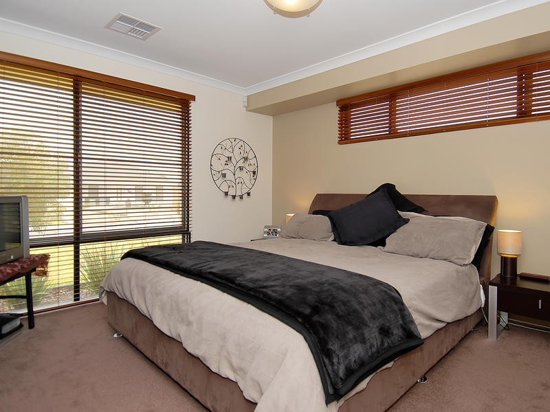 79 Sundowner Meander, Banksia Grove WA 6031