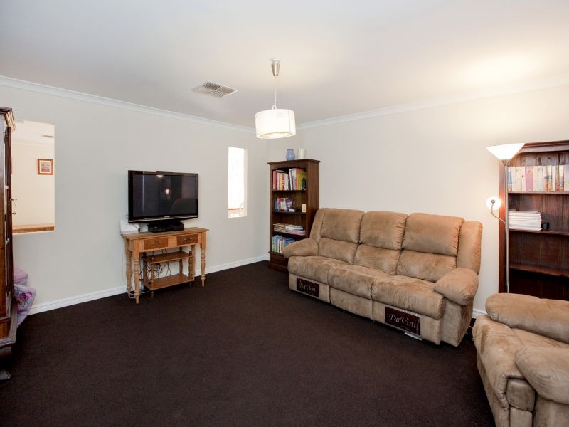 10 Patenier Street, Ashby WA 6065