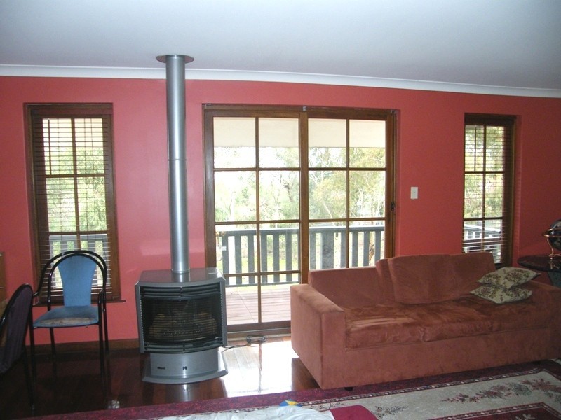 34 Rustic Gardens, Carramar WA 6031