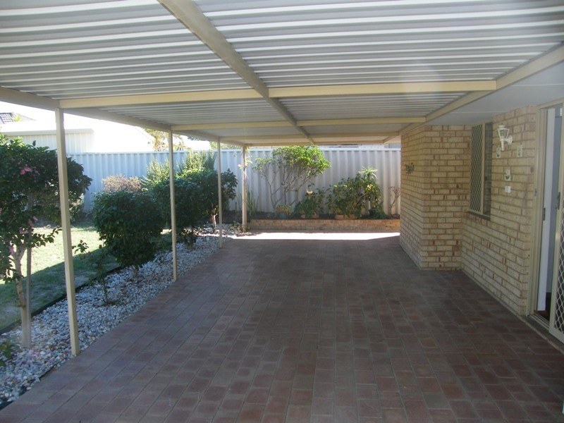 60 Elliot Road, Hocking WA 6065
