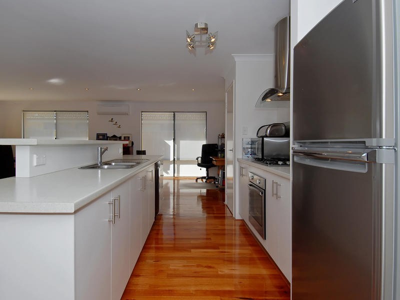 12 Clontarf Way, Butler WA 6036