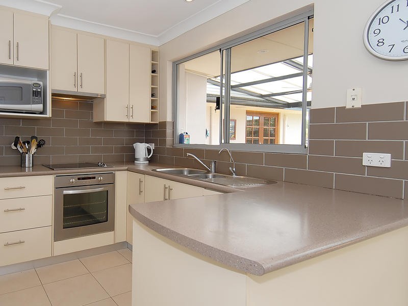 45 Redfin Crescent, Beldon WA 6027