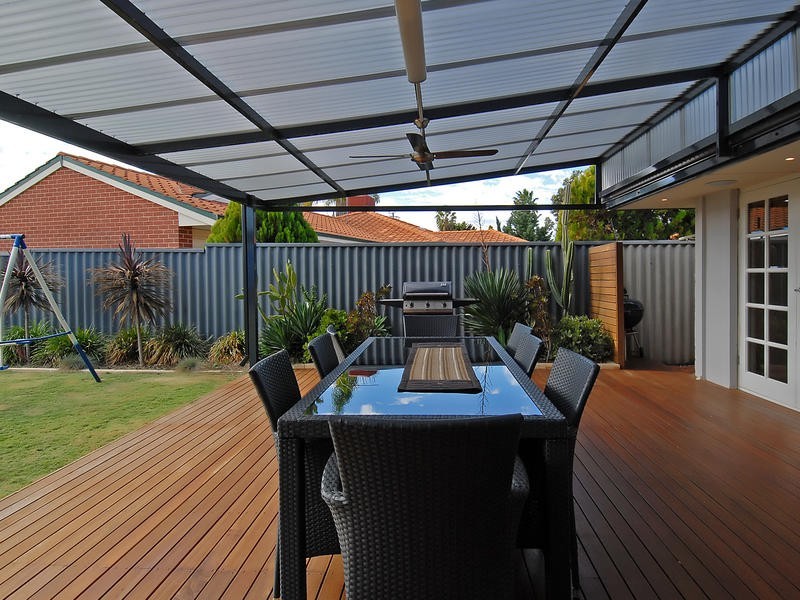 45 Redfin Crescent, Beldon WA 6027