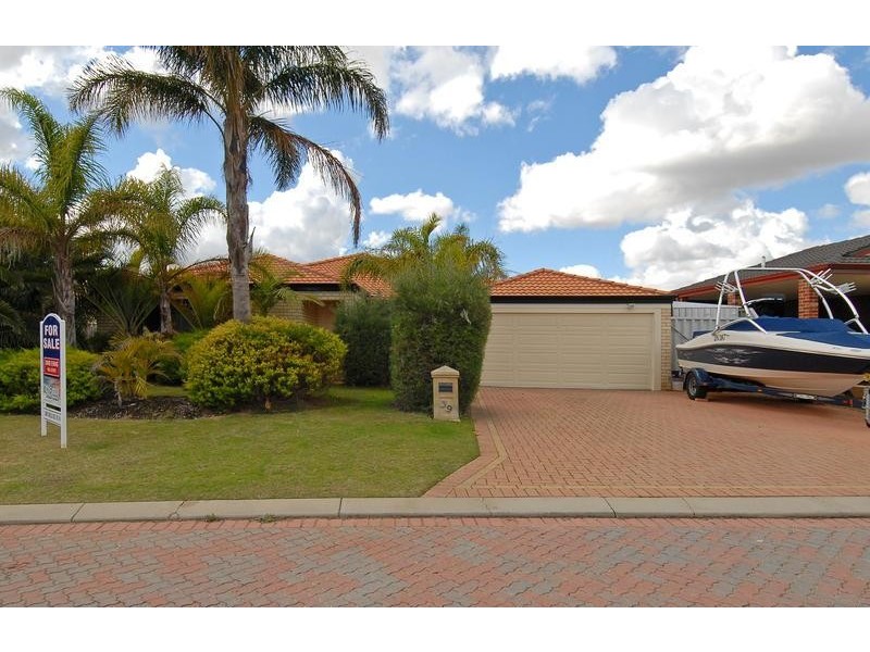 39 Mallina Circuit, Carramar WA 6031