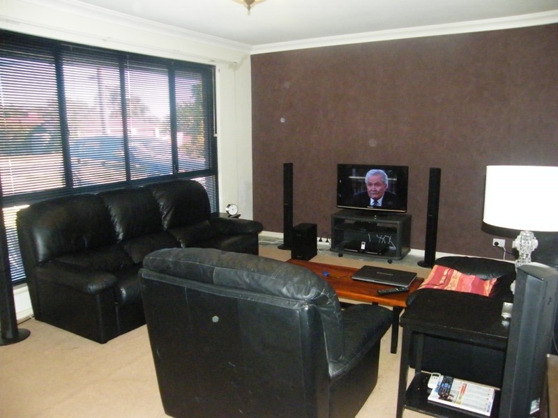 11 Belgrade Road, Wanneroo WA 6065