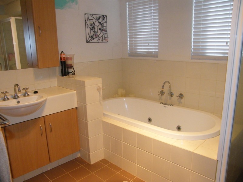 11 Belgrade Road, Wanneroo WA 6065