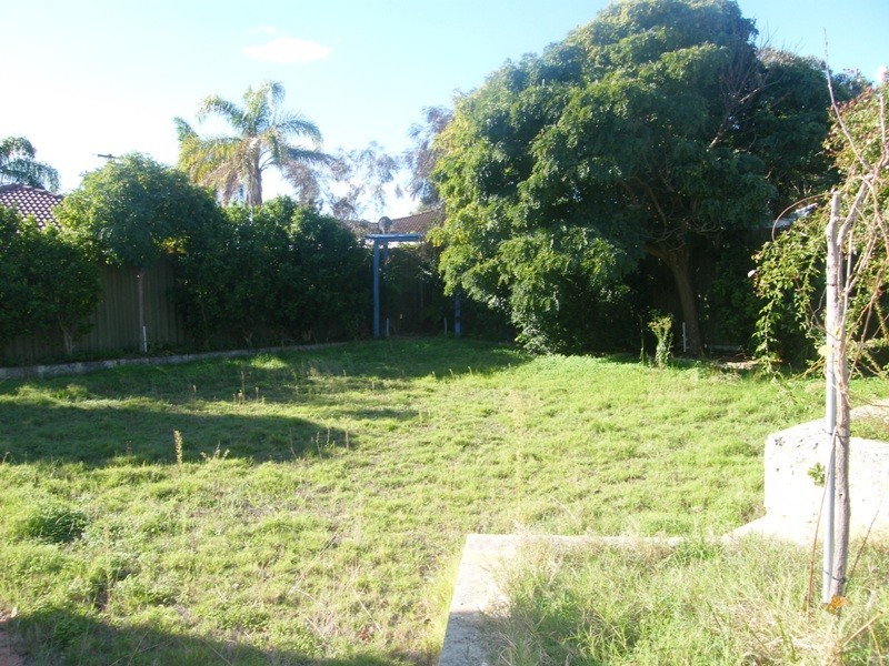 11 Belgrade Road, Wanneroo WA 6065