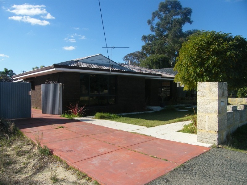 11 Belgrade Road, Wanneroo WA 6065