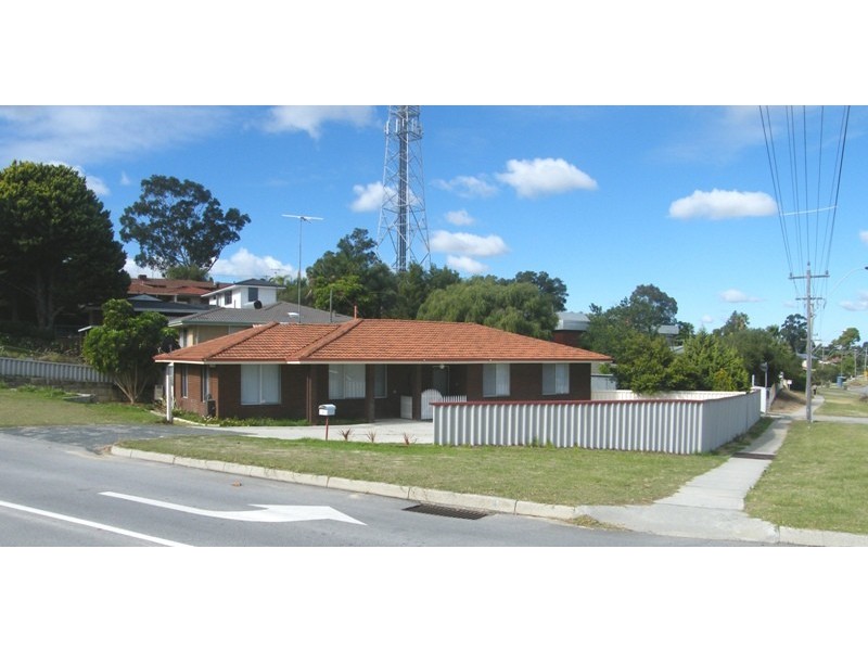 2 Sinagra Street, Wanneroo WA 6065