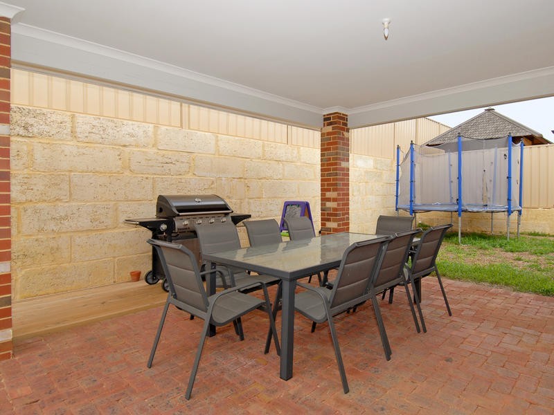 10 Geneva Heights, Hocking WA 6065