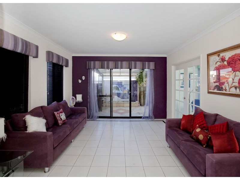 9 Rambler Green, Ocean Reef WA 6027