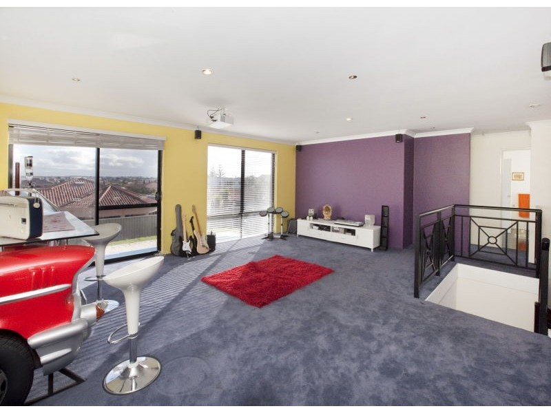 9 Rambler Green, Ocean Reef WA 6027