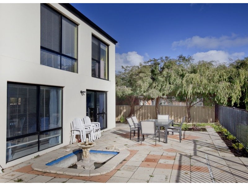 9 Rambler Green, Ocean Reef WA 6027