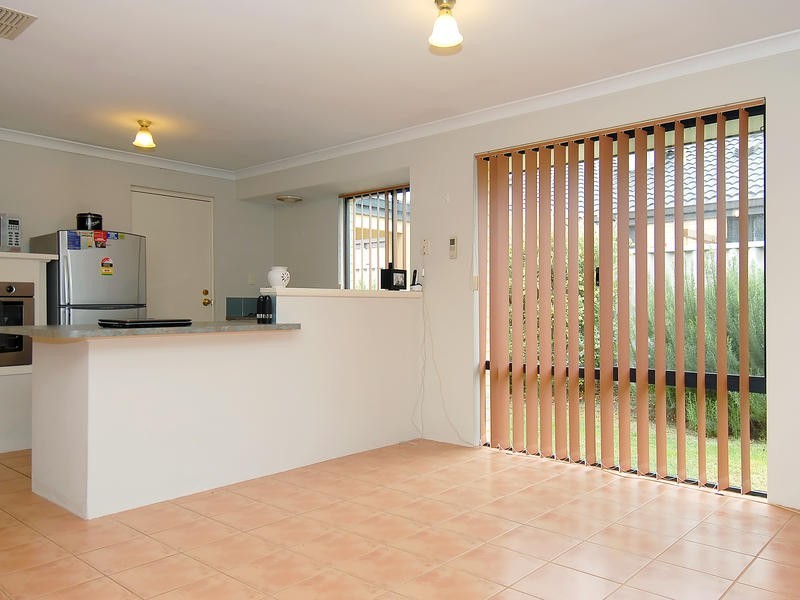 17 Bonnievale Terrace, Wanneroo WA 6065