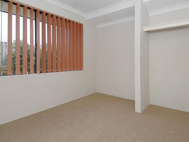 17 Bonnievale Terrace, Wanneroo WA 6065