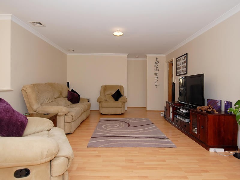 51 Abbey Green Road, Banksia Grove WA 6031