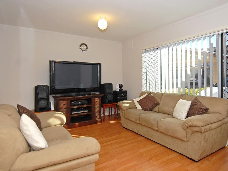 57C Amberton Way, Girrawheen WA 6064