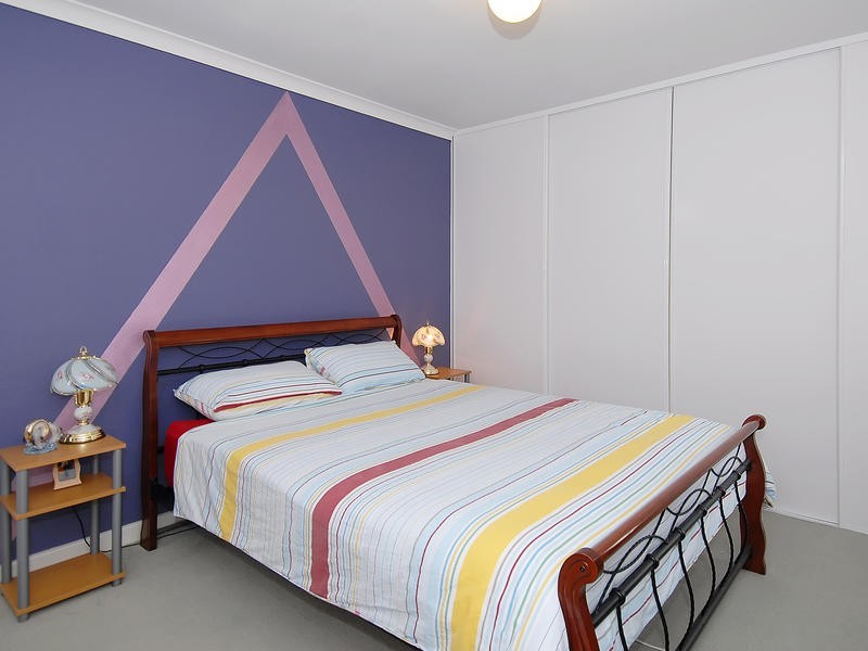 57C Amberton Way, Girrawheen WA 6064