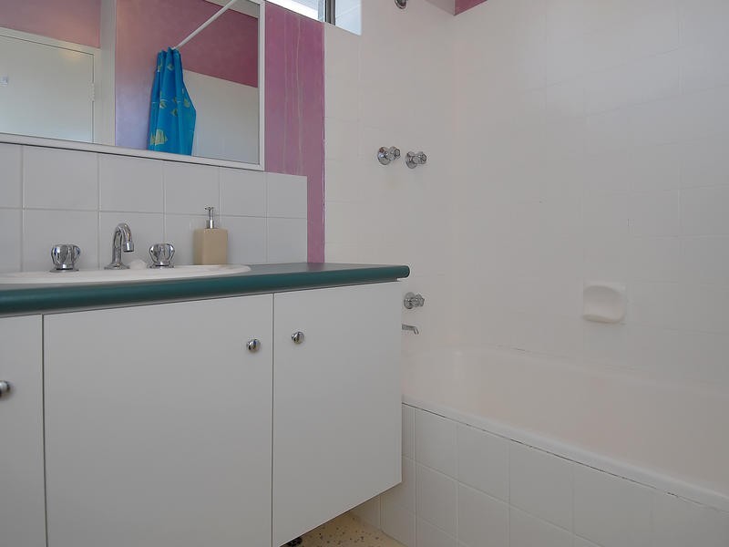 57C Amberton Way, Girrawheen WA 6064