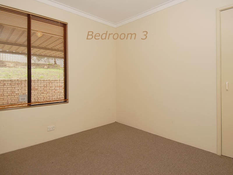 20 Berkshire Drive, Beldon WA 6027