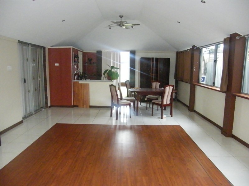 18 Belgrade Road, Wanneroo WA 6065